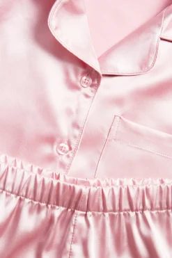 Pyjamas i satin