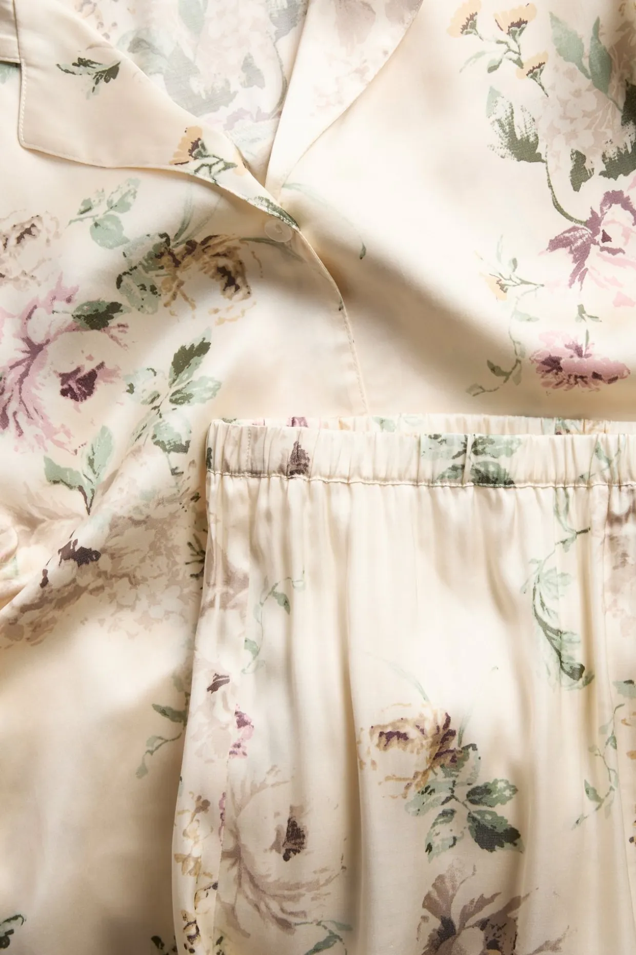 Pyjamasset i satin