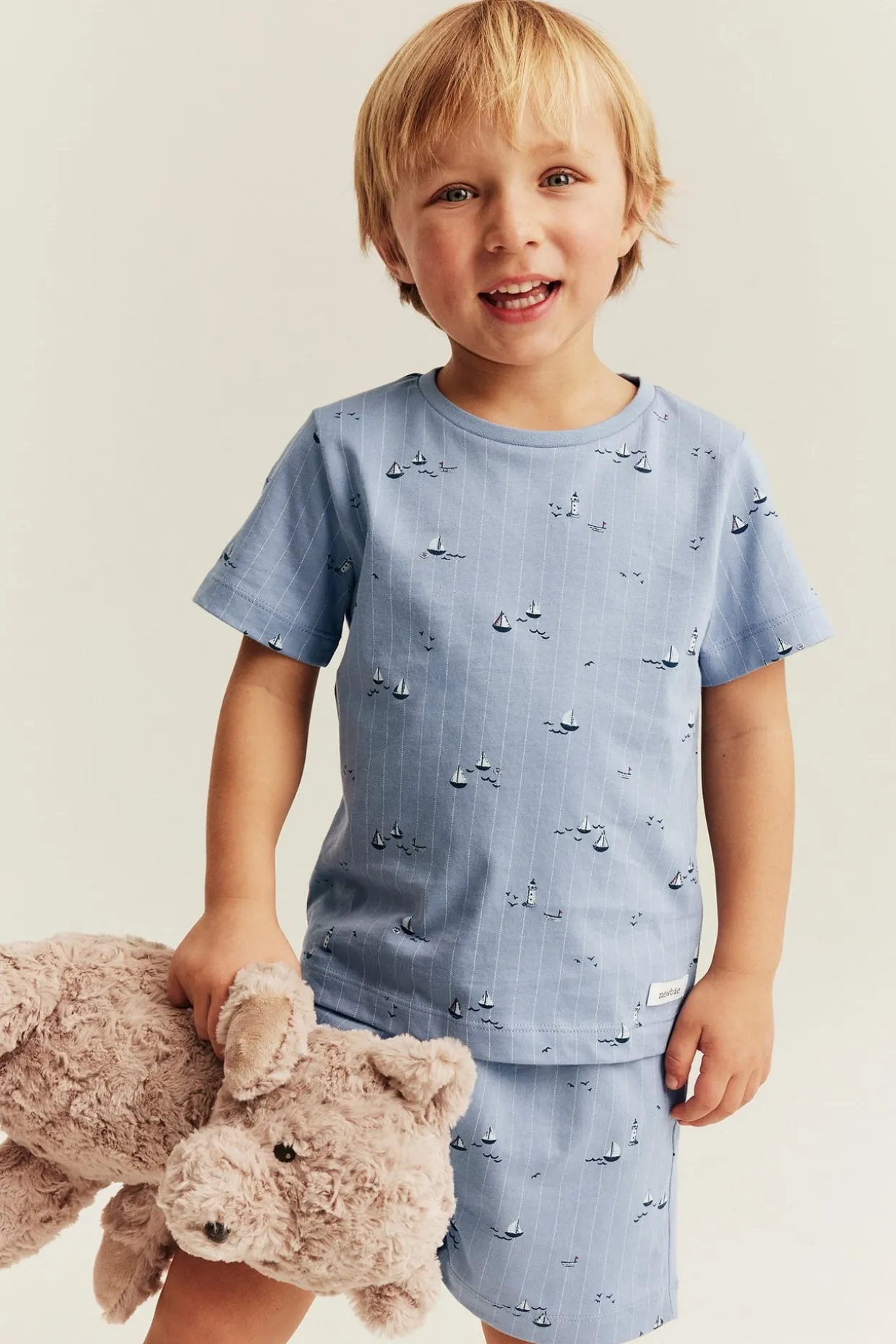 Pyjamasset med segelbåtar