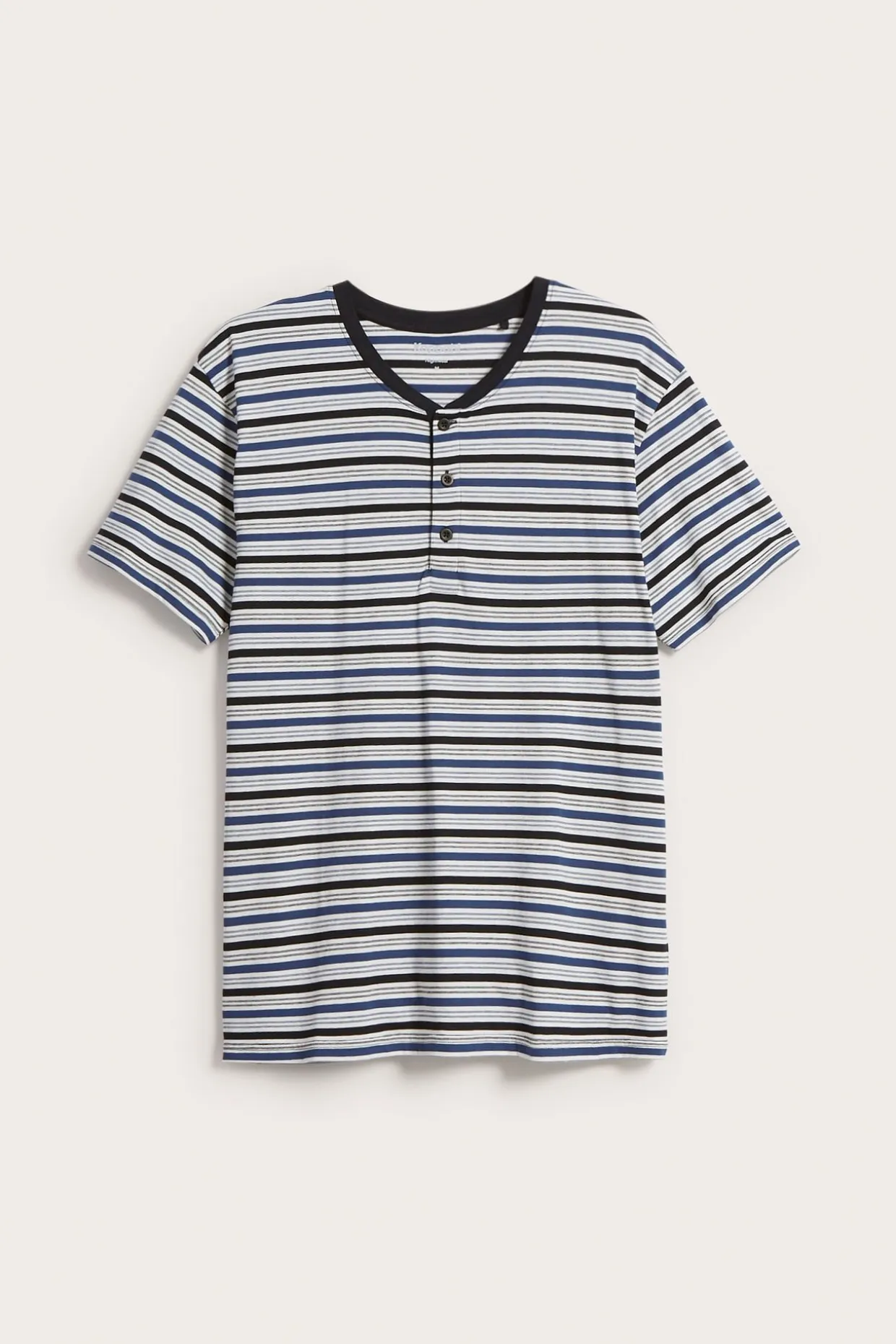 Pyjamaströja