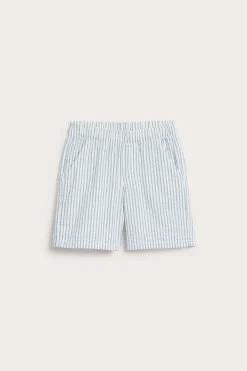 Randiga shorts i bäckebölja