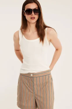 Randiga shorts i bomullspoplin
