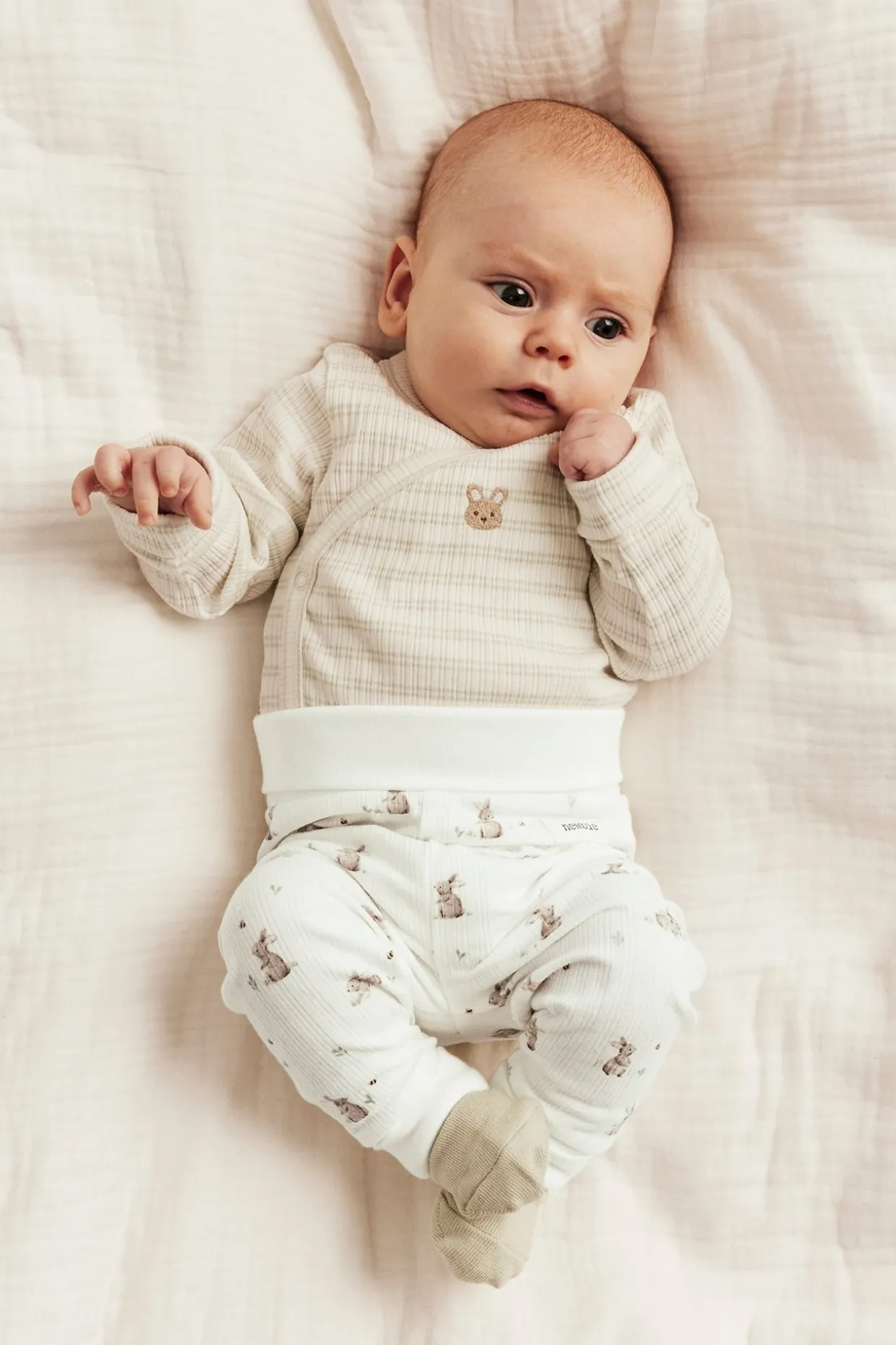 Ribbade leggings med kaniner