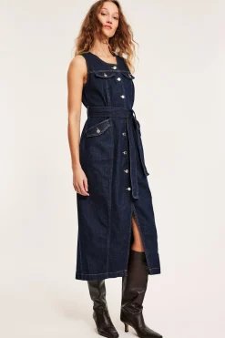 Ärmlös jeansklänning