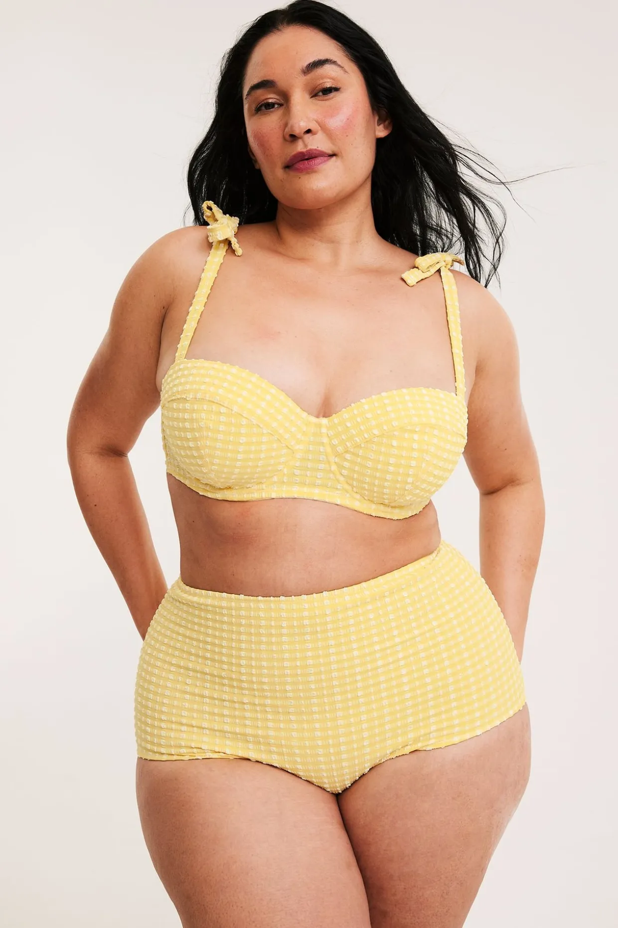 Rutig bikinitrosa hipster