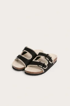 Sandaler med dubbla fotremmar