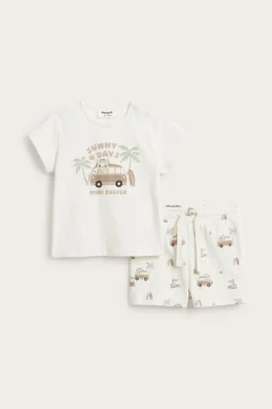 Set med shorts och t-shirt