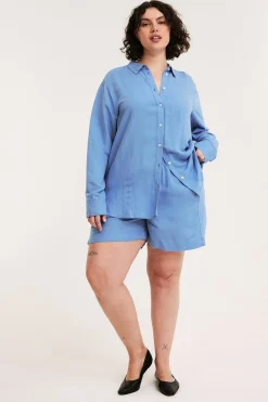 Shorts i viskos och linnemix