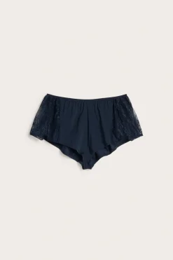 Shorts med spets