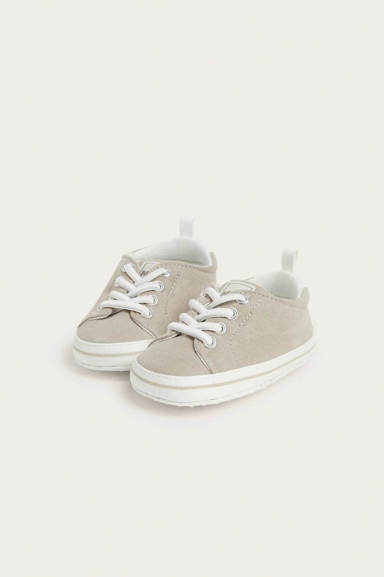 Sneakers i mockaimitation