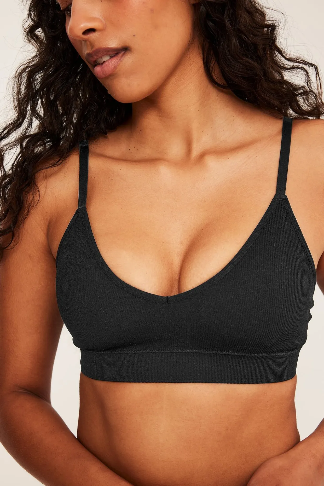 Soft ribbad seamless bh