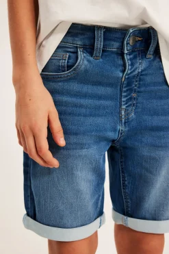 Stretchiga jeansshorts i joggerdenim