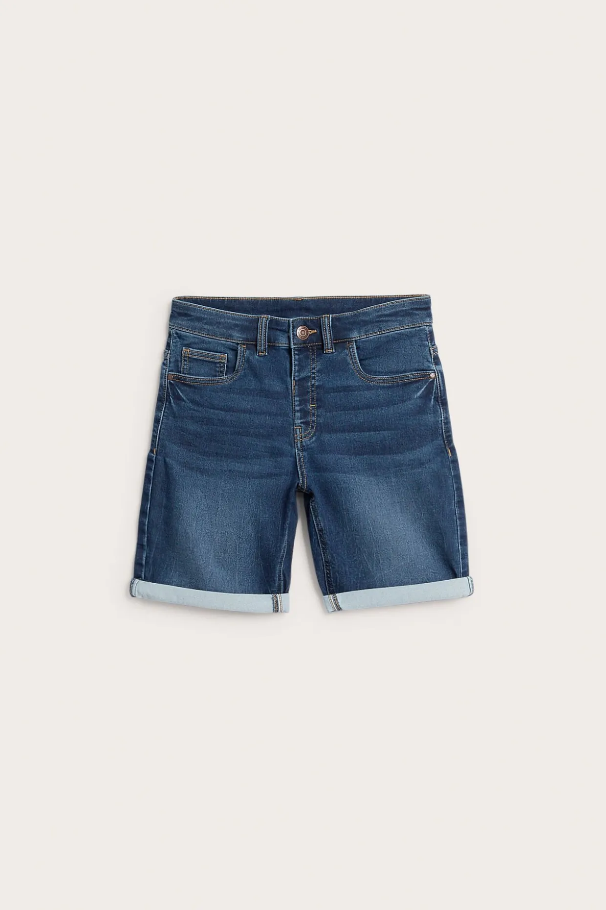 Stretchiga jeansshorts i joggerdenim