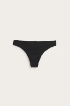 Stringtrosa i pointelle