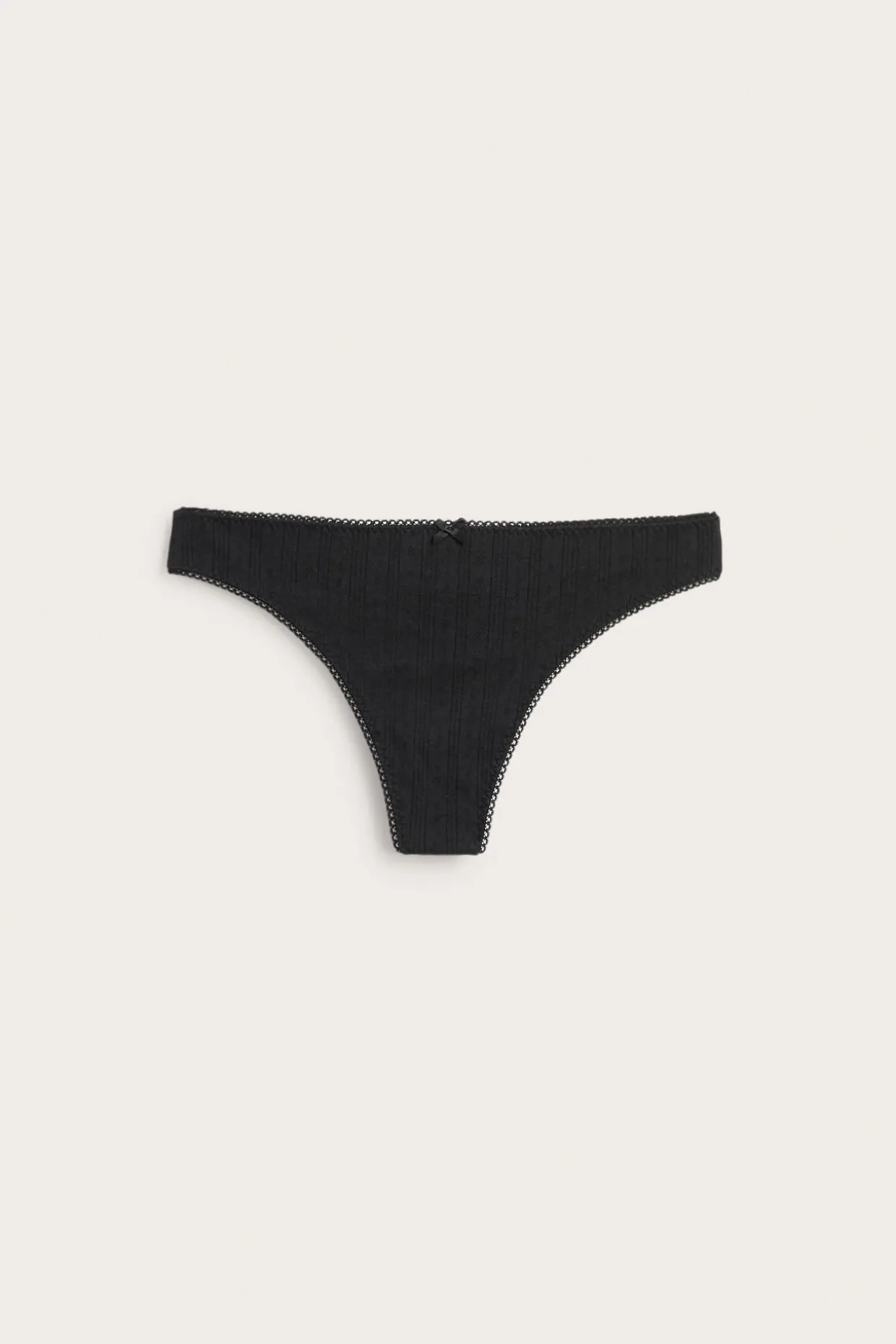 Stringtrosa i pointelle