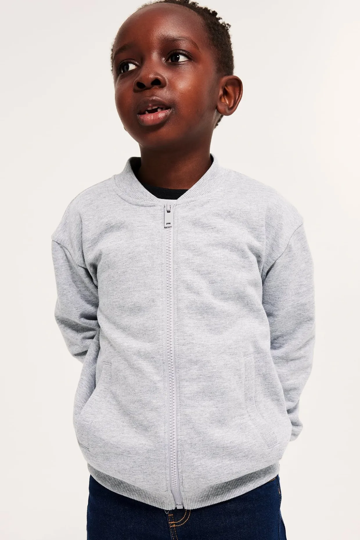 Sweatshirt med dragkedja