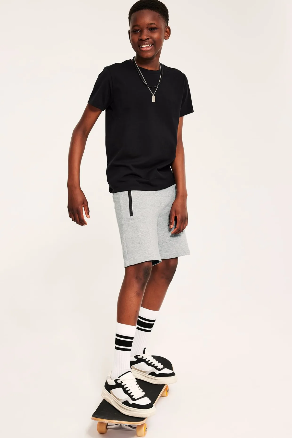 Sweatshorts i bomullstrikå