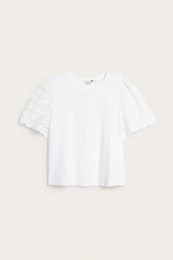 Topp med ärm i broderie anglaise