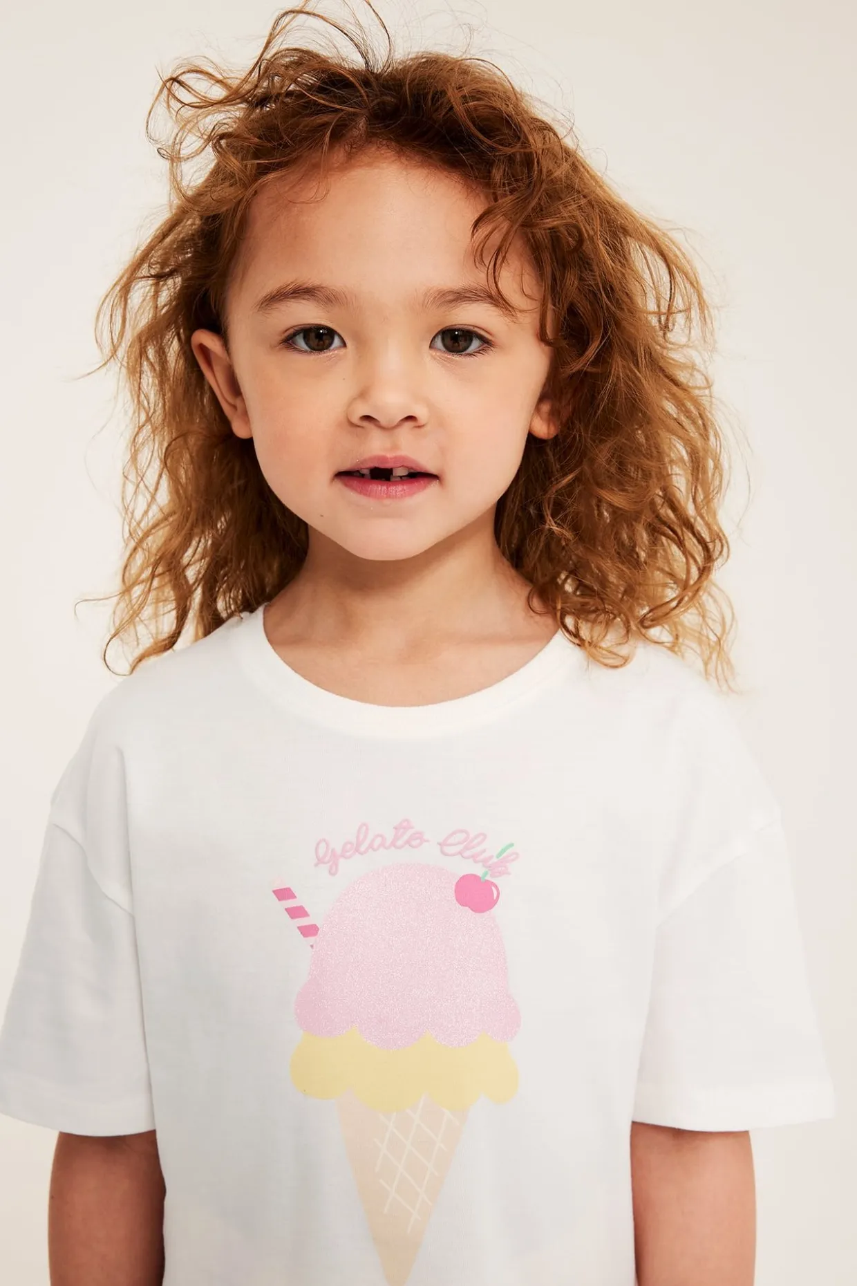 T-shirt med glittrigt glasstryck