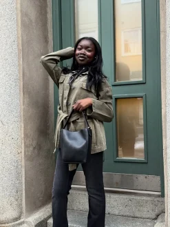 Utilityjacka med bälte i midjan