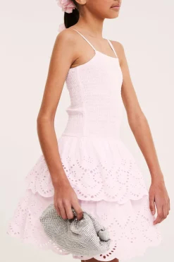 Volangklänning med broderie anglais