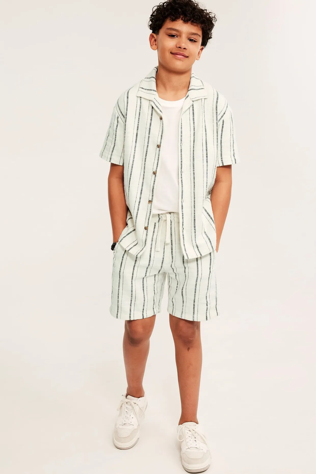 Vävda bomullsshorts med ränder