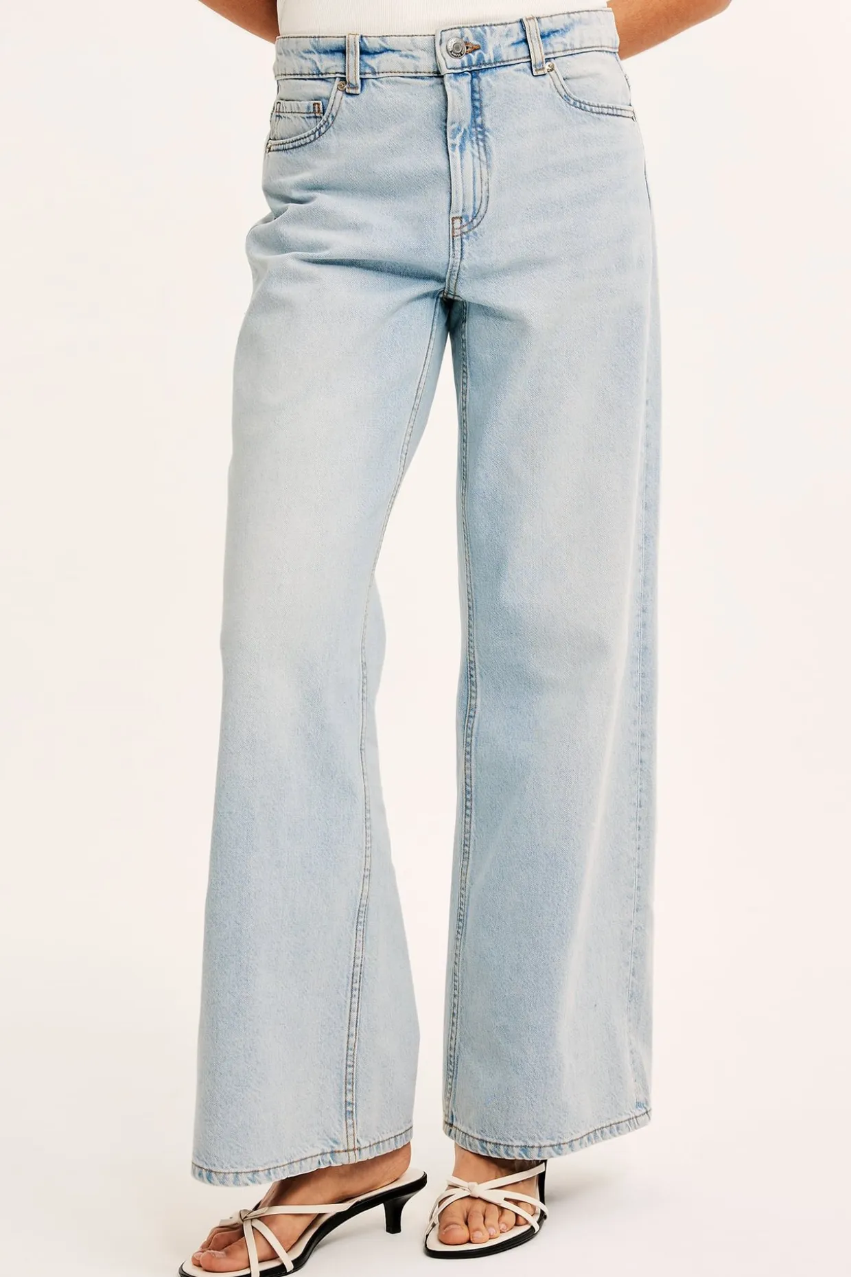 Wide jeans high waist